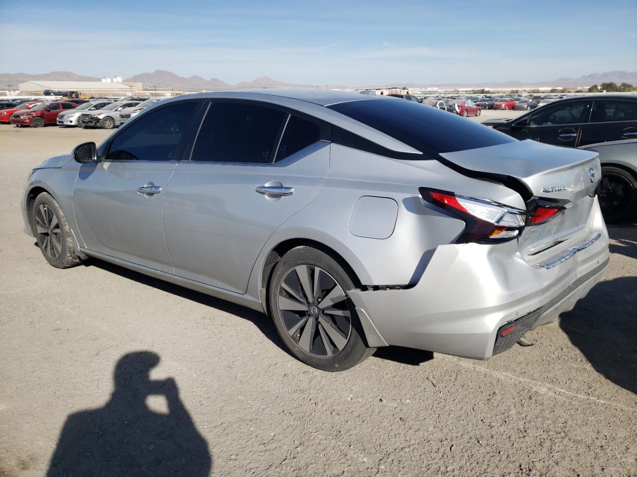 Obraz 2 z 2022 NISSAN ALTIMA SV 2022 z VIN 1N4BL4DV1NN350394