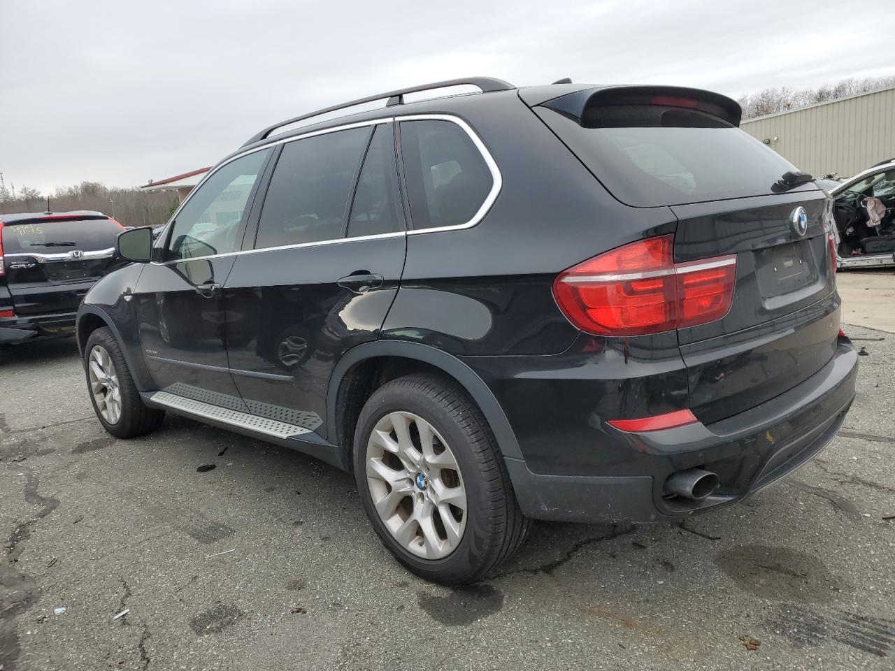 Изображение 2 2013 BMW X5 XDRIVE35I 2013 с VIN 5UXZV4C58D0E13752