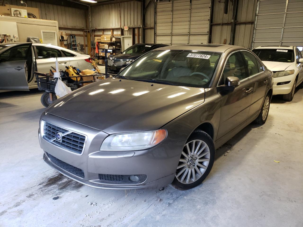 Image 1 of 2008 VOLVO S80 3.2 2008 with VIN YV1AS982681053441