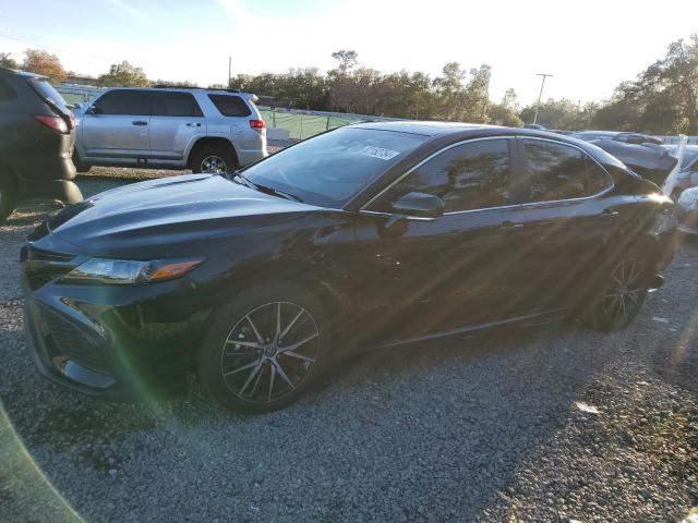 Obraz 1 z 2024 TOYOTA CAMRY SE NIGHT SHADE 2024 z VIN 4T1S11AK5RU204984