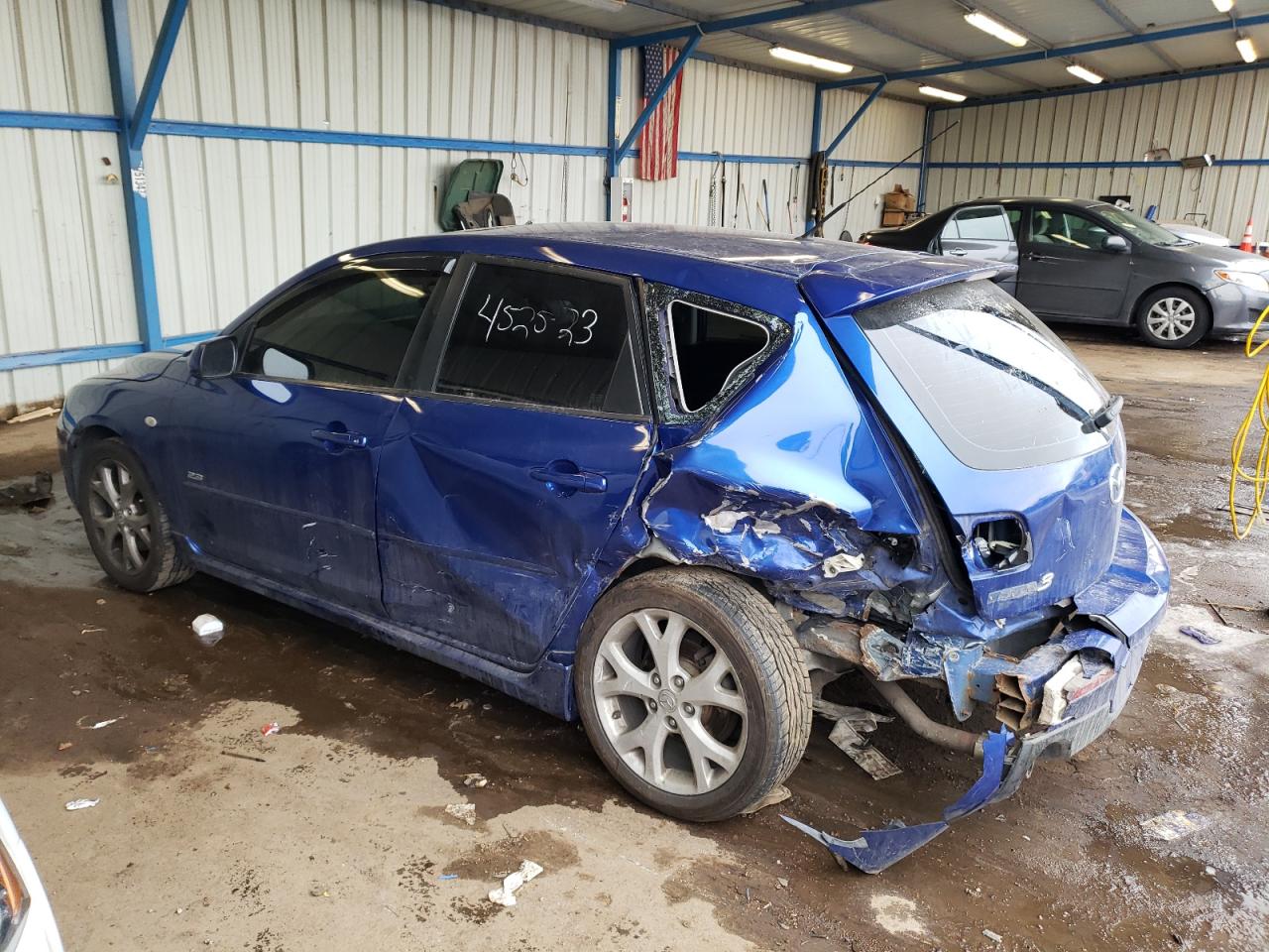 Image 2 of 2008 MAZDA 3 HATCHBACK 2008 with VIN JM1BK343181842439
