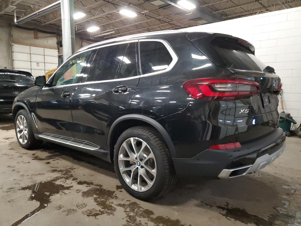 Image 2 of 2021 BMW X5 XDRIVE45E 2021 with VIN 5UXTA6C04M9G27005