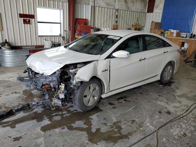 Image 1 of 2013 HYUNDAI SONATA HYBRID 2013 with VIN KMHEC4A46DA083175