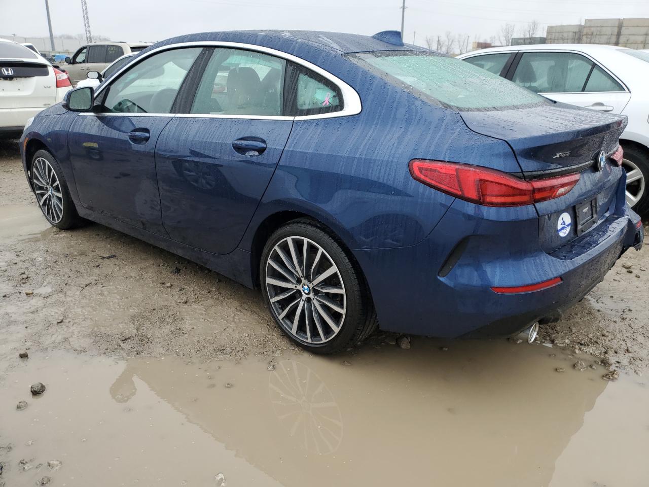 Изображение 2 2022 BMW 228XI  2022 с VIN WBA73AK03N7J92647