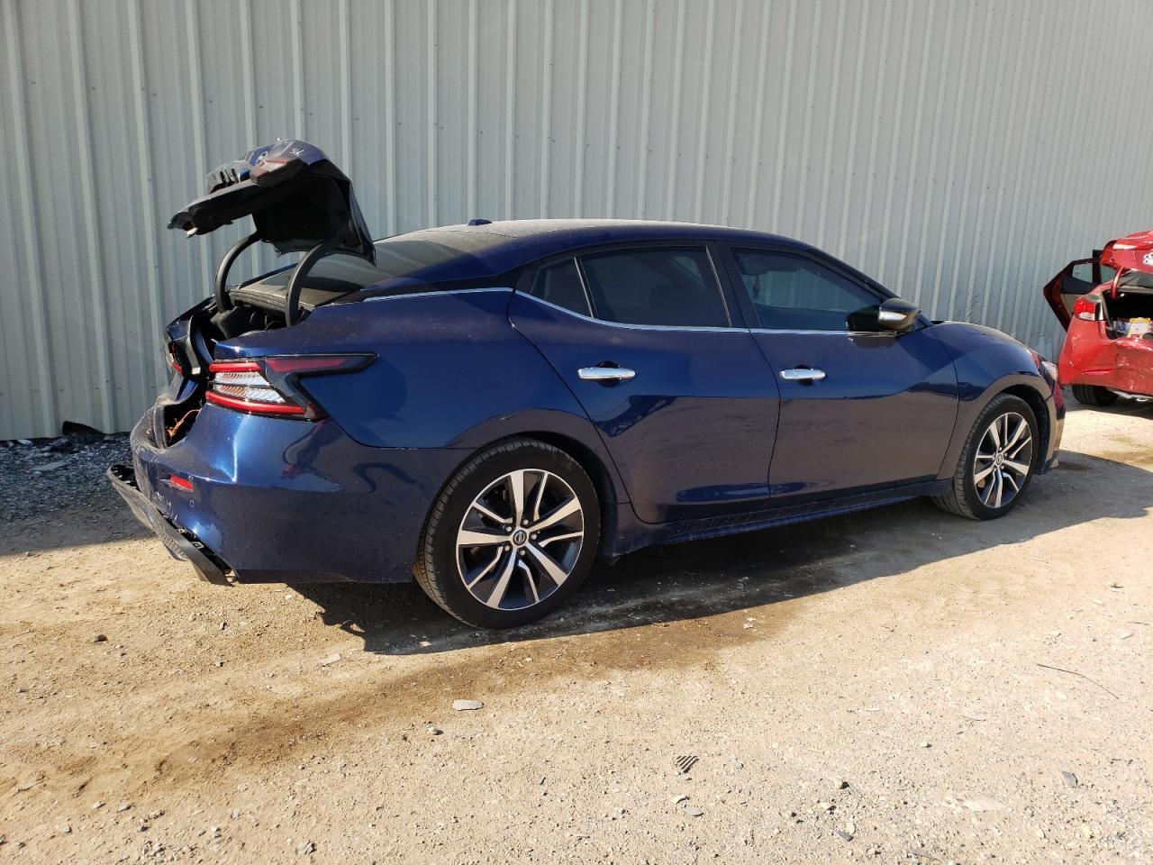 Obraz 3 z Nissan Maxima Sv 2020 z VIN 1N4AA6CV2LC364635