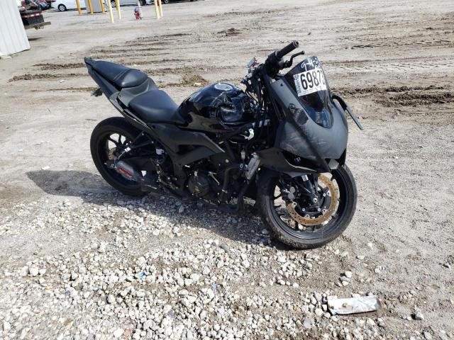2020 YAMAHA YZFR3 A 2020 image