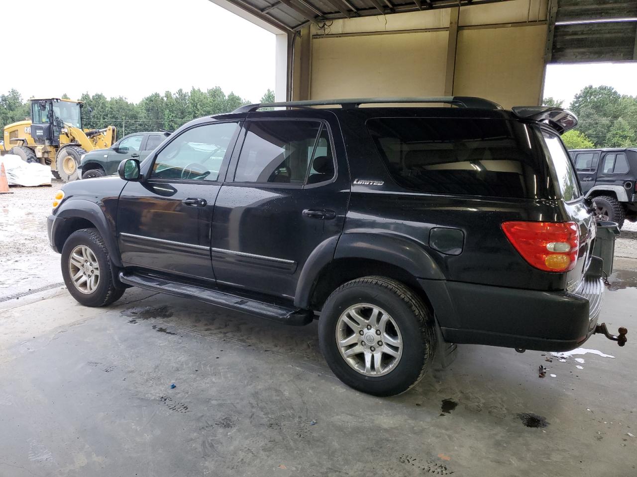 Image 2 of 2003 TOYOTA SEQUOIA LIMITED 2003 with VIN 5TDBT48A33S199518
