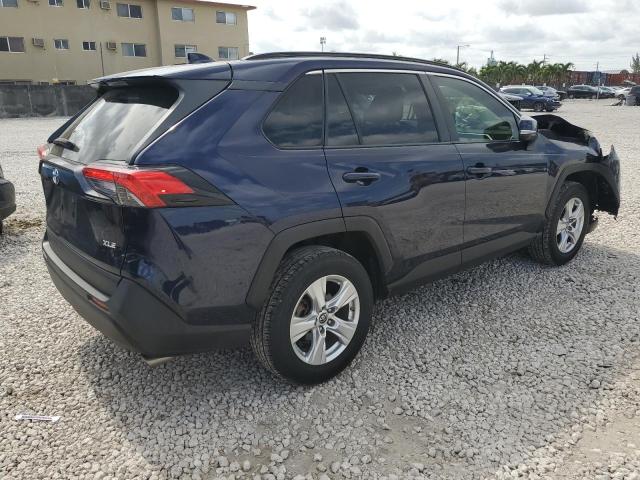 Image 3 of 2019 TOYOTA RAV4 XLE 2019 with VIN JTMW1RFV2KJ011643