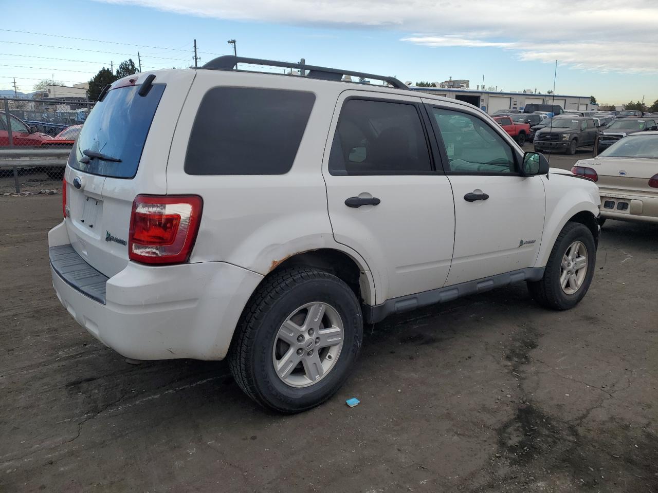 Image 3 of 2012 FORD ESCAPE HYBRID 2012 with VIN 1FMCU5K38CKB22017