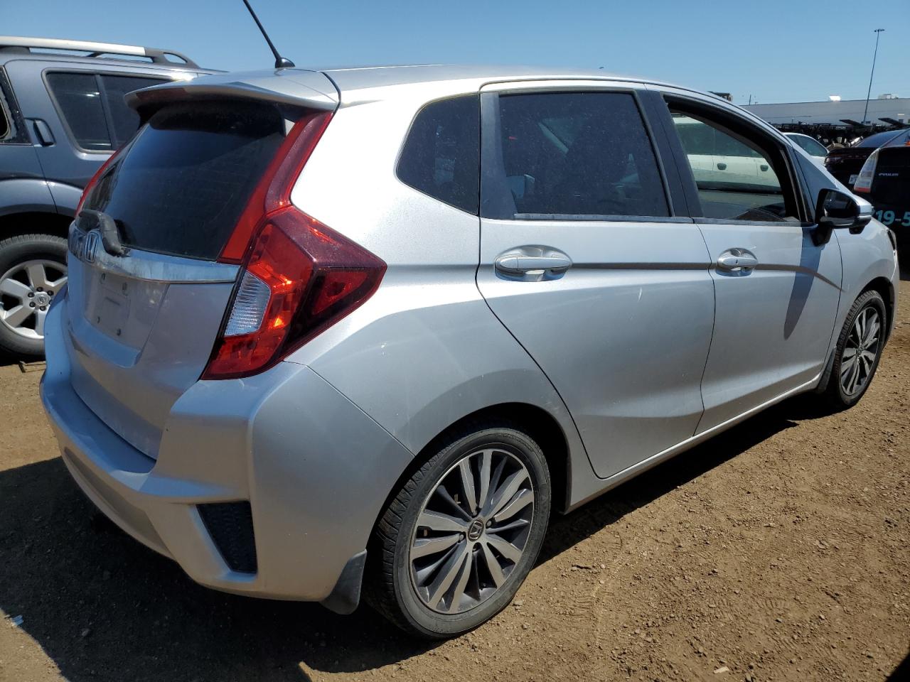 Изображение 3 2015 HONDA FIT EX 2015 с VIN 3HGGK5G86FM742315
