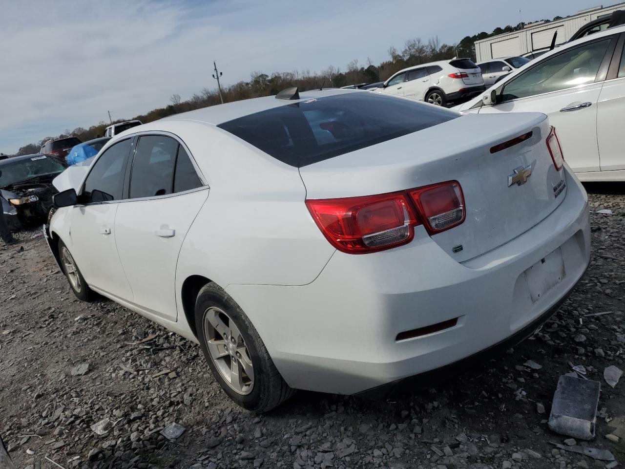 Изображение 2 2015 CHEVROLET MALIBU LS 2015 с VIN 1G11B5SL2FF118620