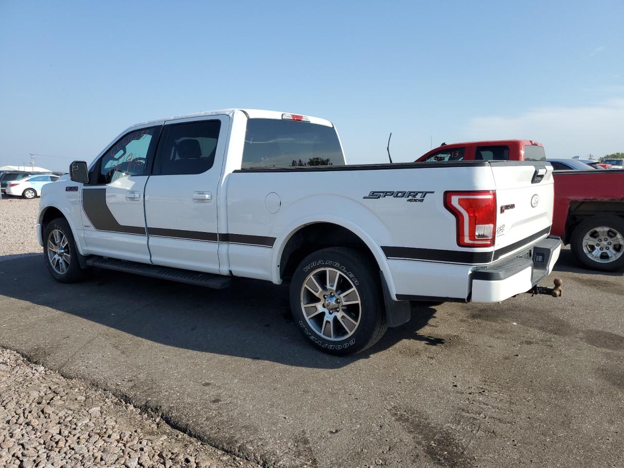 Image 2 of Ford F150 Supercrew 2016 with VIN 1FTFW1EG4GFD02158