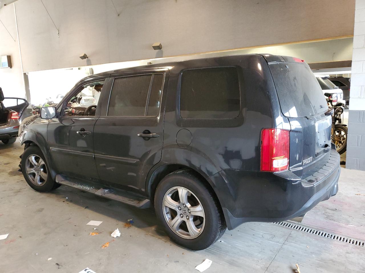Image 2 of 2012 HONDA PILOT EXL 2012 with VIN 5FNYF4H57CB007686