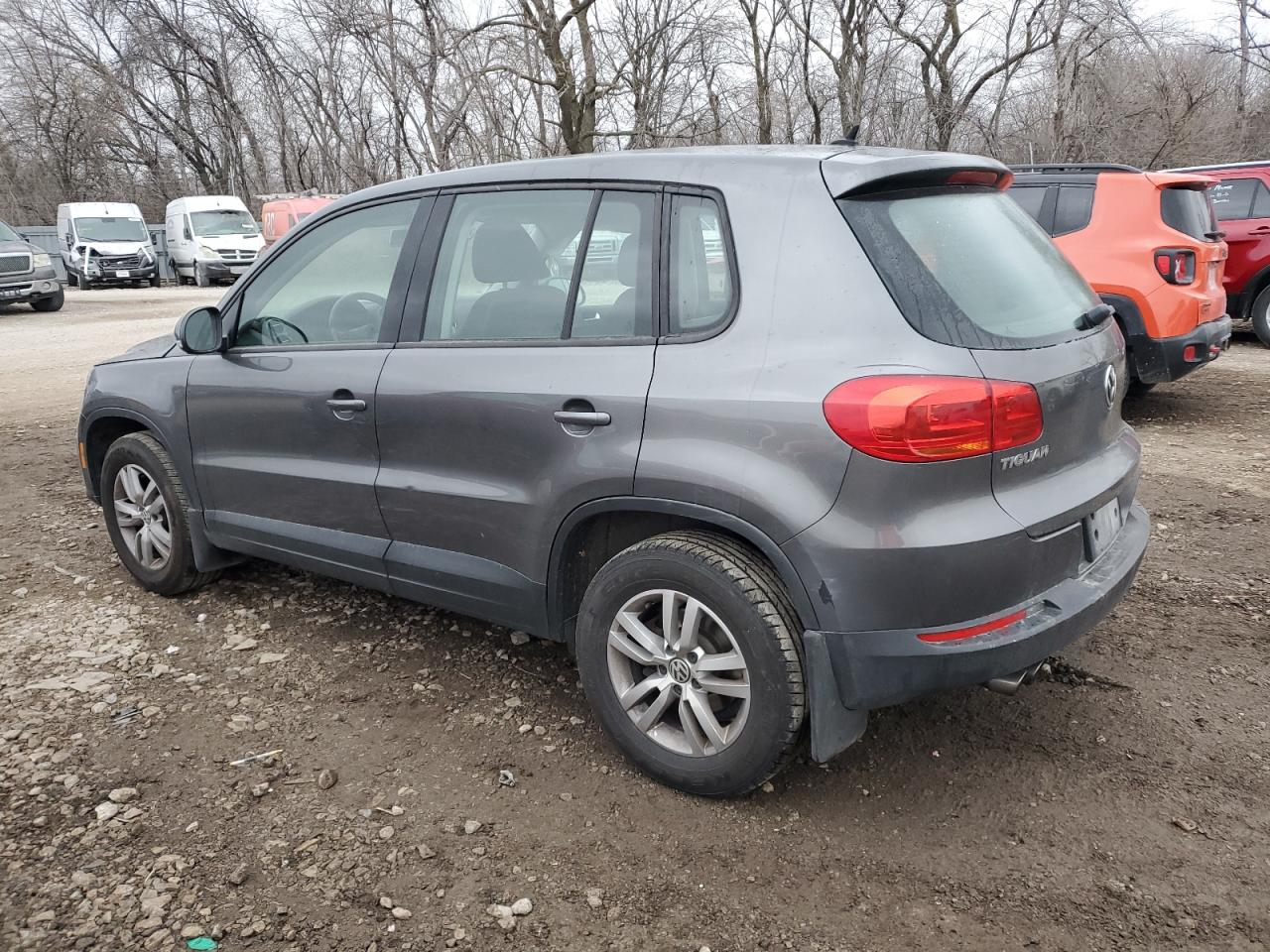 Image 2 of 2014 VOLKSWAGEN TIGUAN S 2014 with VIN WVGBV3AX6EW524714