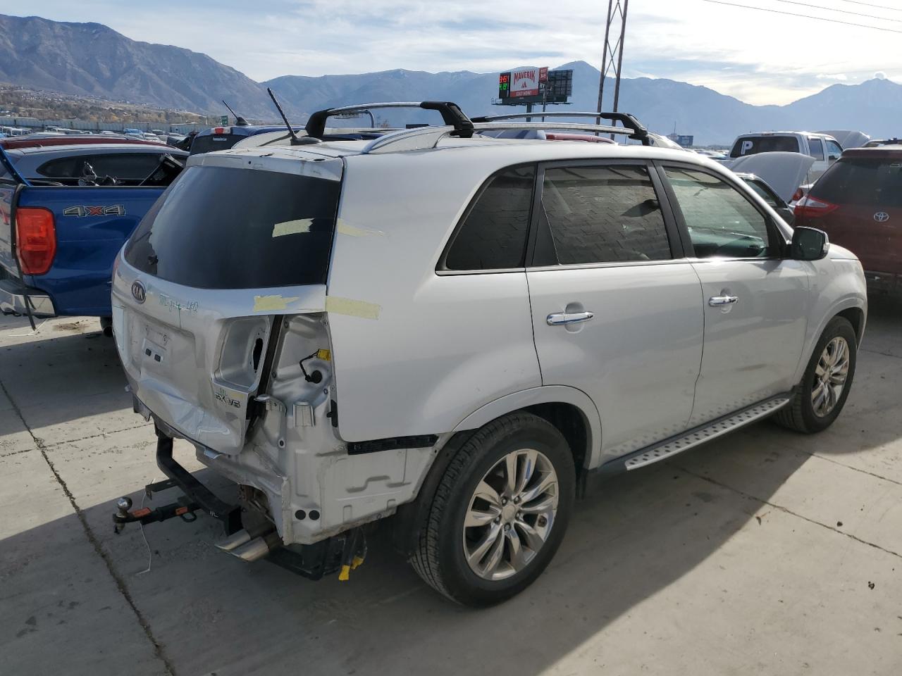 Obraz 3 z 2012 KIA SORENTO SX 2012 z VIN 5XYKW4A28CG298021