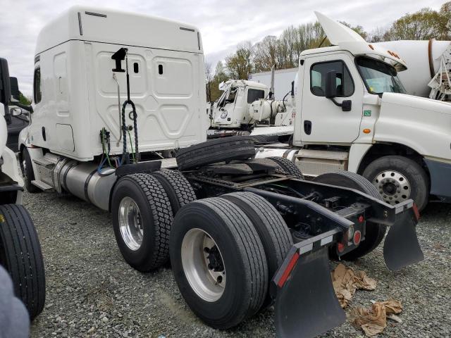 Image 3 of 2020 FREIGHTLINER CASCADIA 126  2020 with VIN 3AKGHHDV5LSLX7953