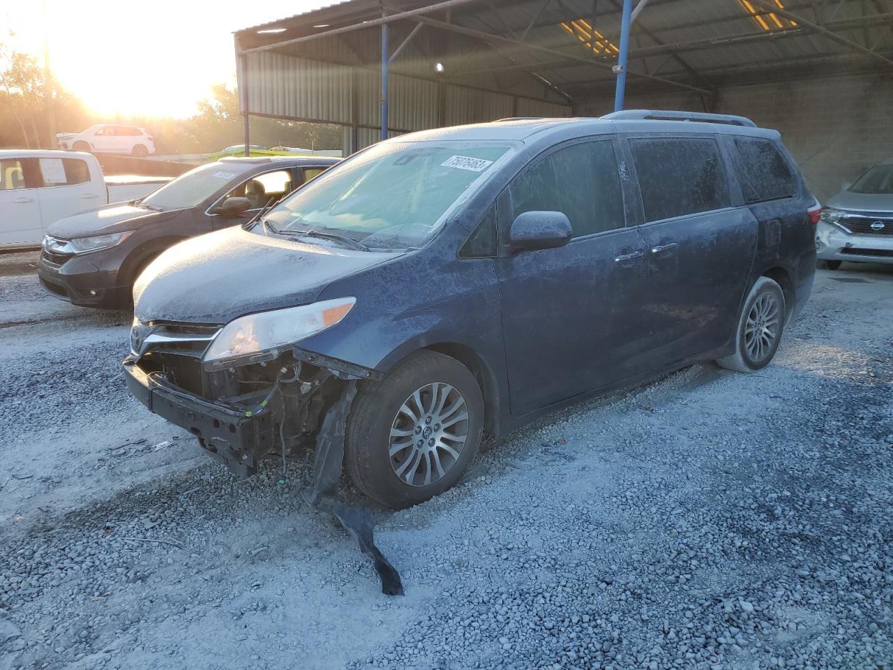 Изображение 2018 TOYOTA SIENNA XLE 2018