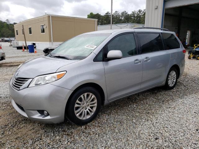 Изображение 2014 TOYOTA SIENNA XLE 2014