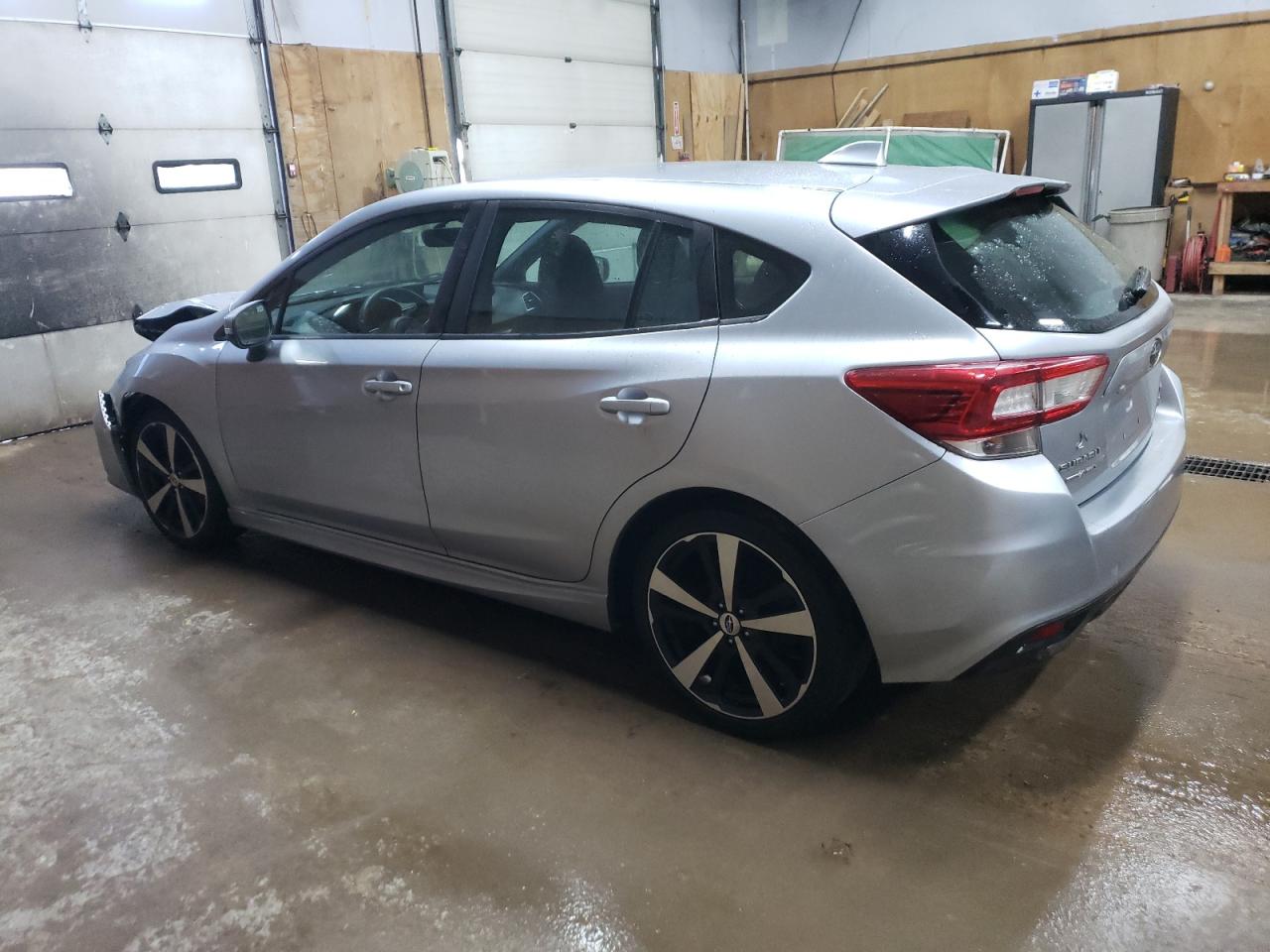 Изображение 2 2018 SUBARU IMPREZA SPORT 2018 с VIN 4S3GTAK65J3710380