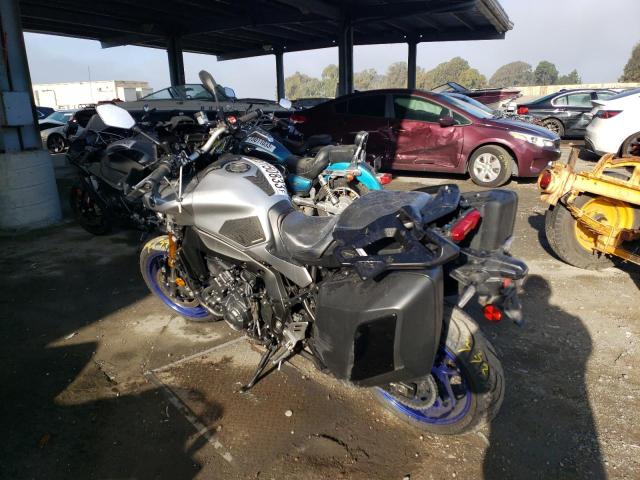 Изображение 3 2021 YAMAHA MTT09 GT 2021 с VIN JYARN74Y5MA000315