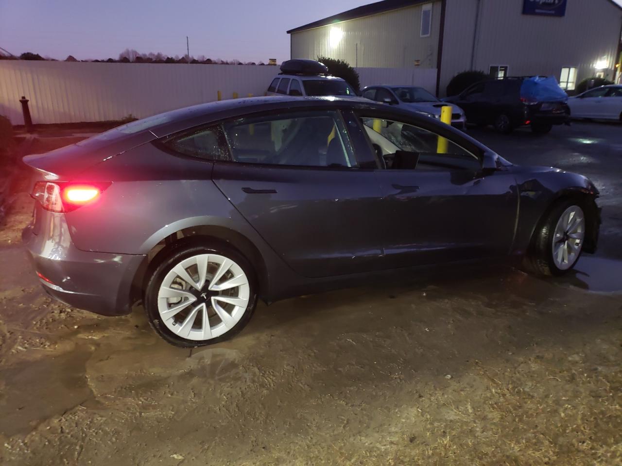 Obraz 3 z 2022 TESLA MODEL 3  2022 z VIN 5YJ3E1EA0NF288360