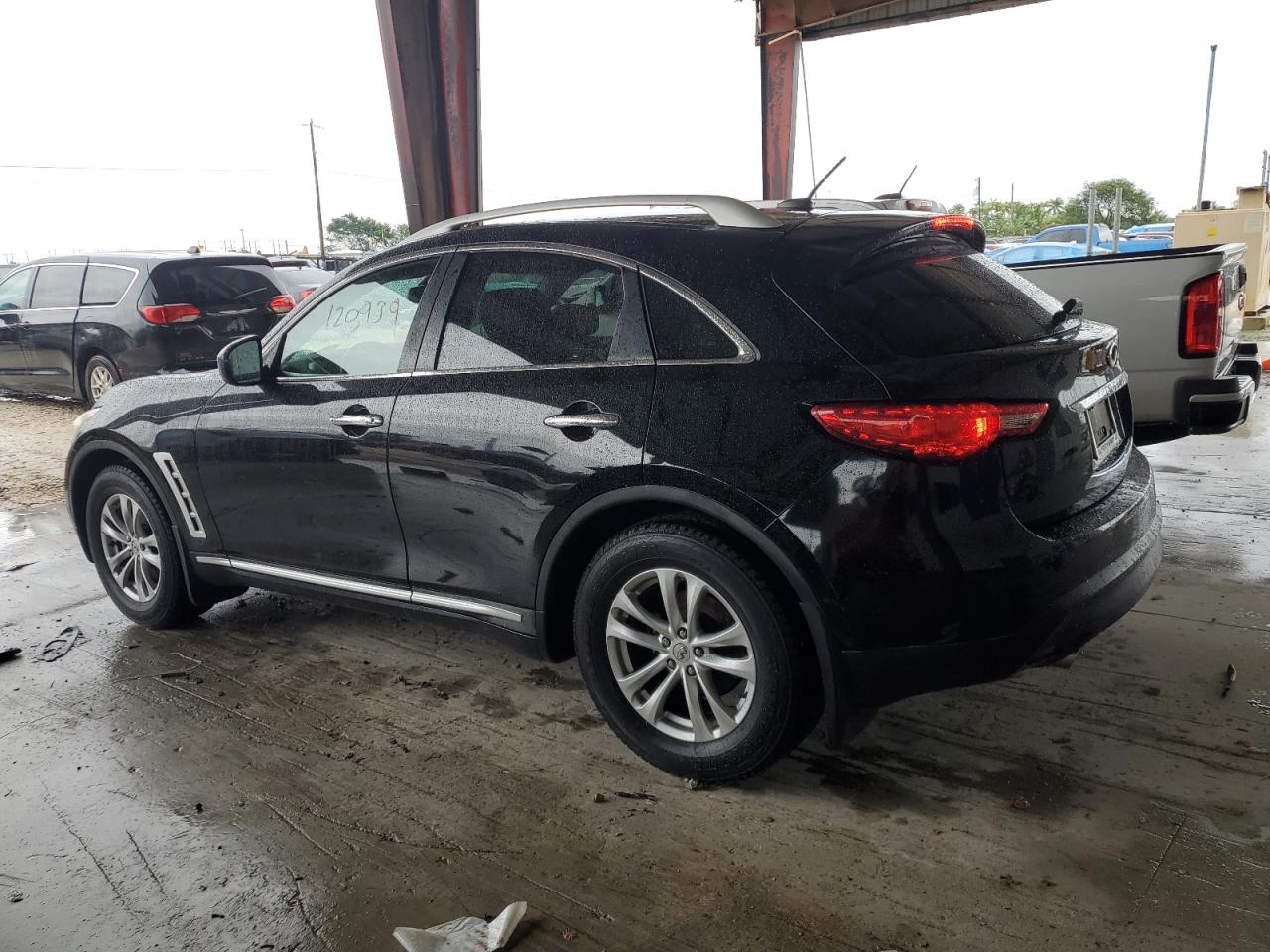 Image 2 of 2009 INFINITI FX35  2009 with VIN JNRAS18U49M104475