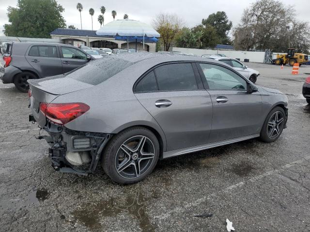 Image 3 of 2019 MERCEDES-BENZ A 220 2019 with VIN WDD3G4EB0KW001276
