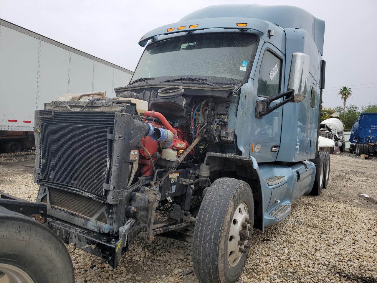 Изображение 2 2016 PETERBILT 579  2016 с VIN 1XPBD49X5GD281167