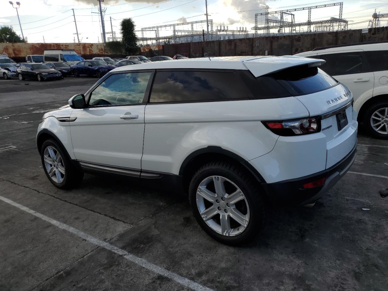 Image 2 of 2015 LAND ROVER RANGE ROVER EVOQUE PURE PLUS 2015 with VIN SALVP1BG5FH032897