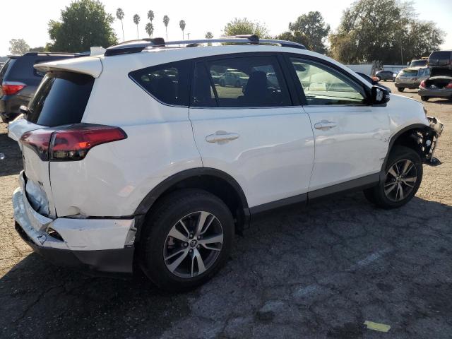 Obraz 3 z 2017 TOYOTA RAV4 XLE 2017 z VIN JTMWFREV8HJ702347