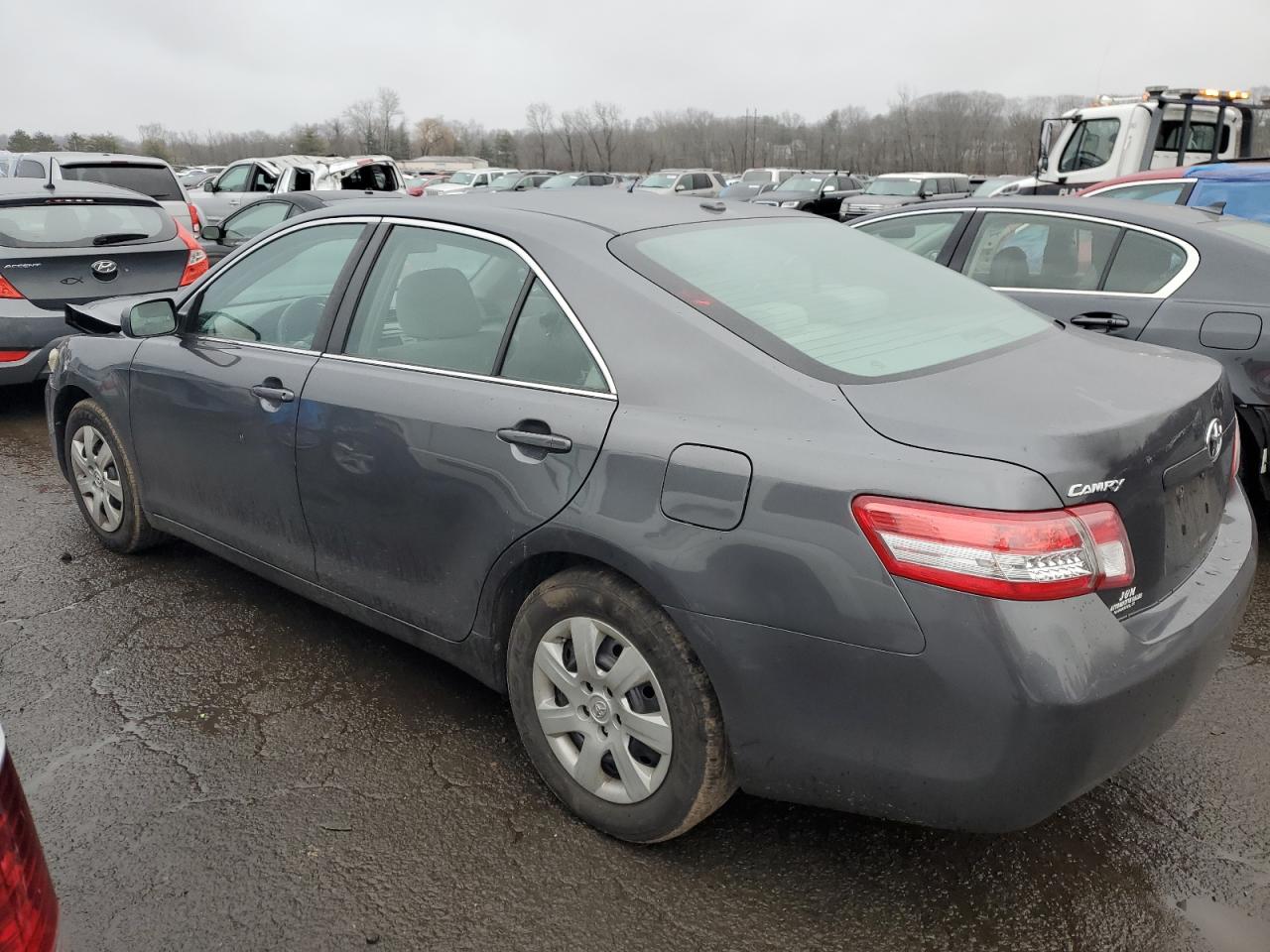 Изображение 2 2011 TOYOTA CAMRY BASE 2011 с VIN 4T1BF3EK9BU117988