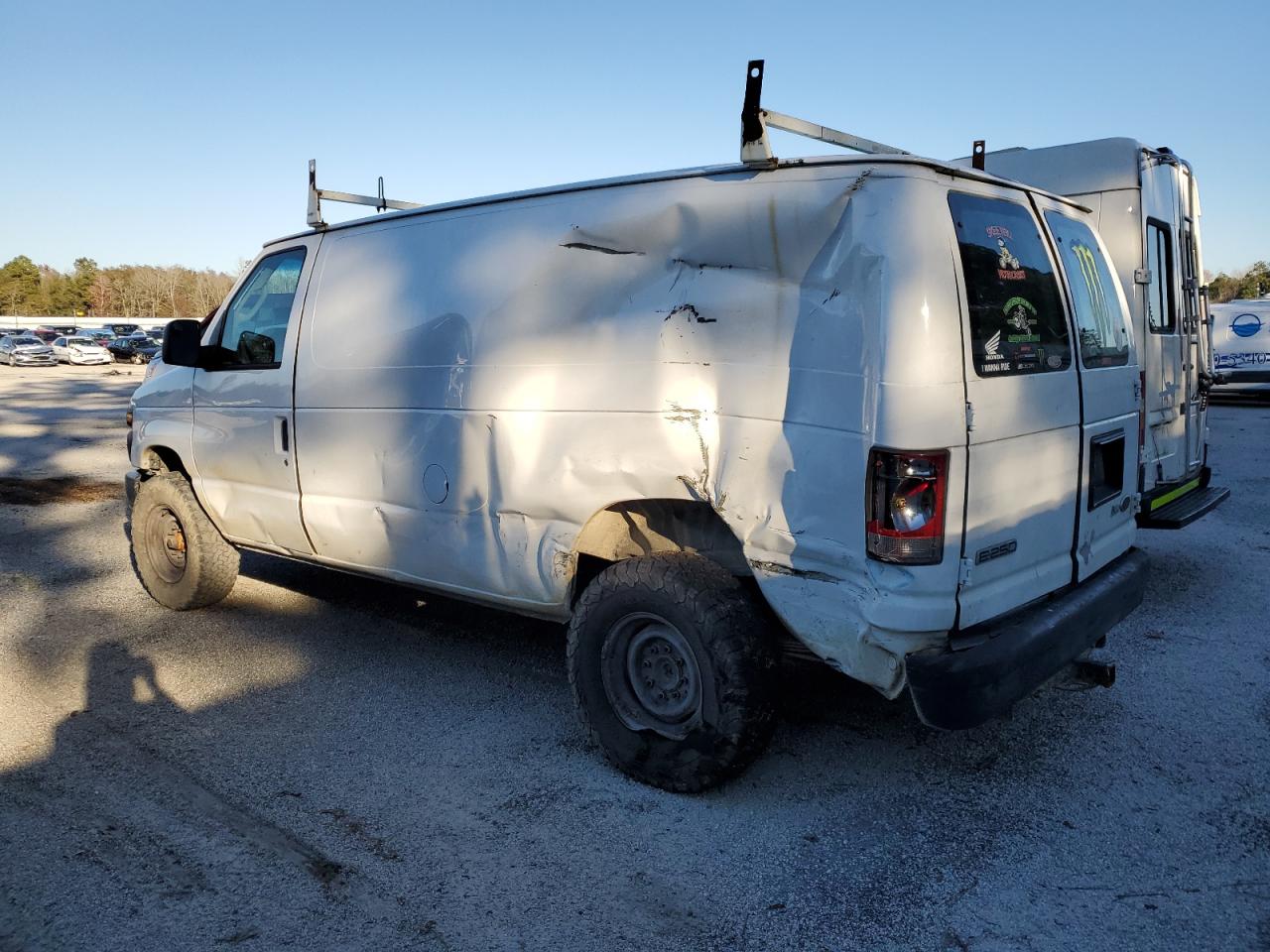 Obraz 2 z 2010 FORD ECONOLINE E250 VAN 2010 z VIN 1FTNE2EW4ADA12680