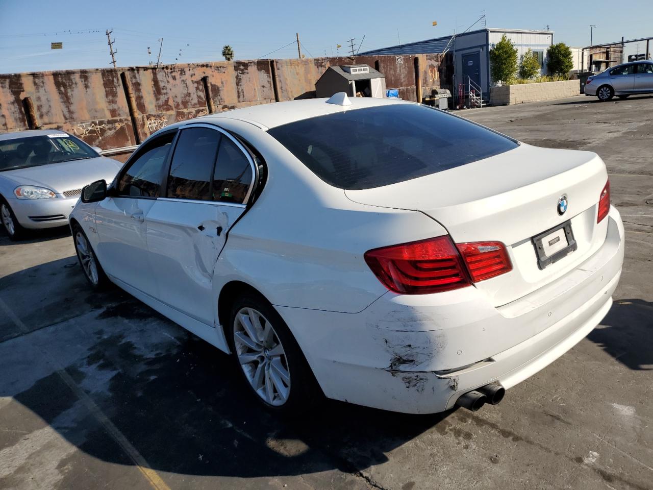 Image 2 of 2012 BMW 528 I 2012 with VIN WBAXG5C5XCDW93992