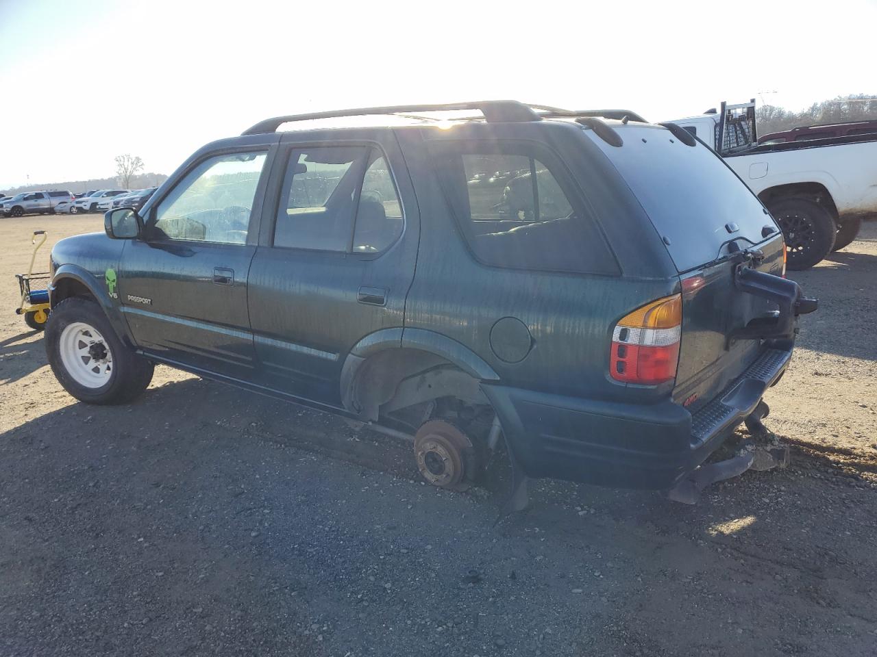 Image 2 of 1998 HONDA PASSPORT EX 1998 with VIN 4S6CM58W4W4424695