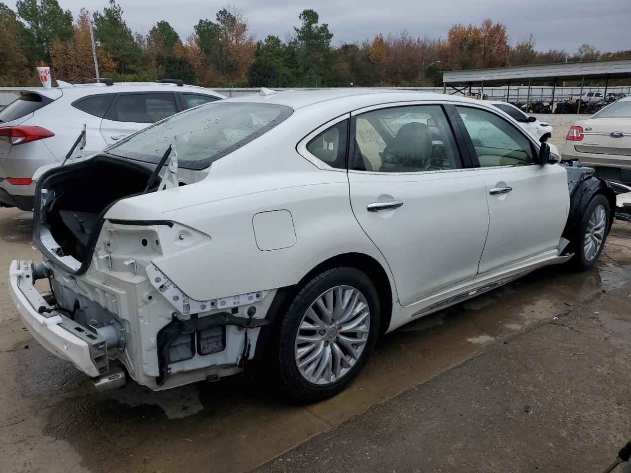 Obraz 3 z 2016 INFINITI Q70L 3.7 2016 z VIN JN1BY1PP8GM630591