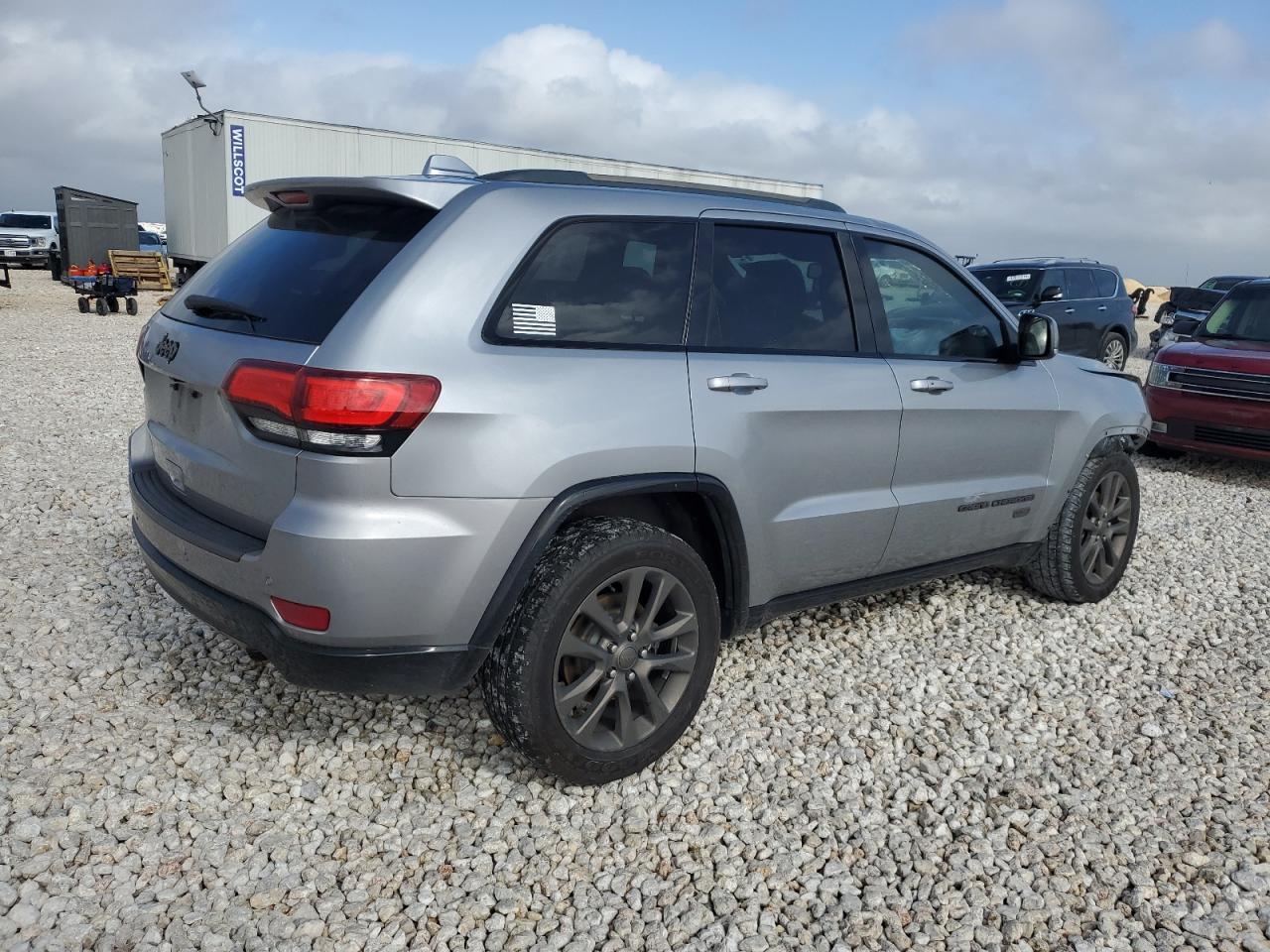 Obraz 3 z 2016 JEEP GRAND CHEROKEE LIMITED 2016 z VIN 1C4RJEBGXGC369081