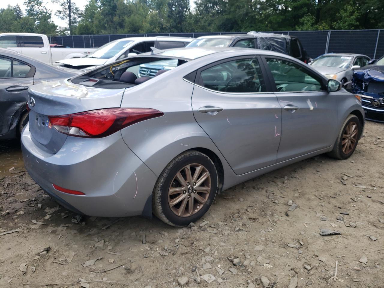 Image 3 of 2015 HYUNDAI ELANTRA SE 2015 with VIN 5NPDH4AE1FH609041