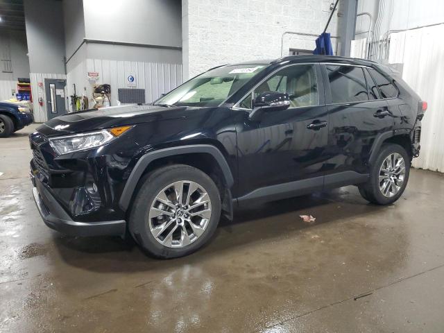 Изображение 1 2020 TOYOTA RAV4 XLE PREMIUM 2020 с VIN JTMA1RFVXLD067808