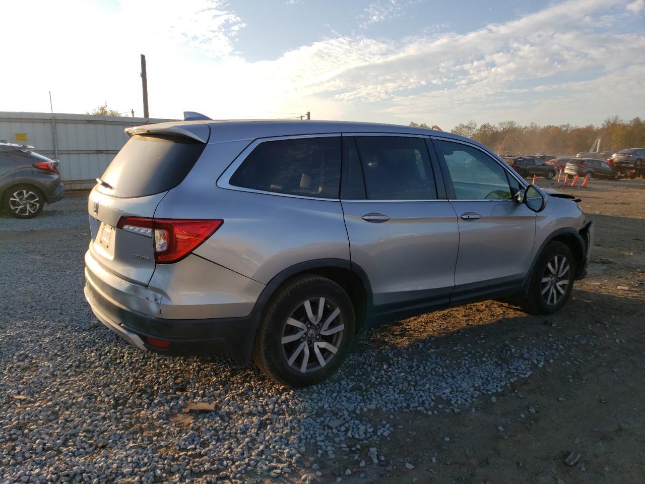 Изображение 3 2019 HONDA PILOT EXL 2019 с VIN 5FNYF6H56KB006278