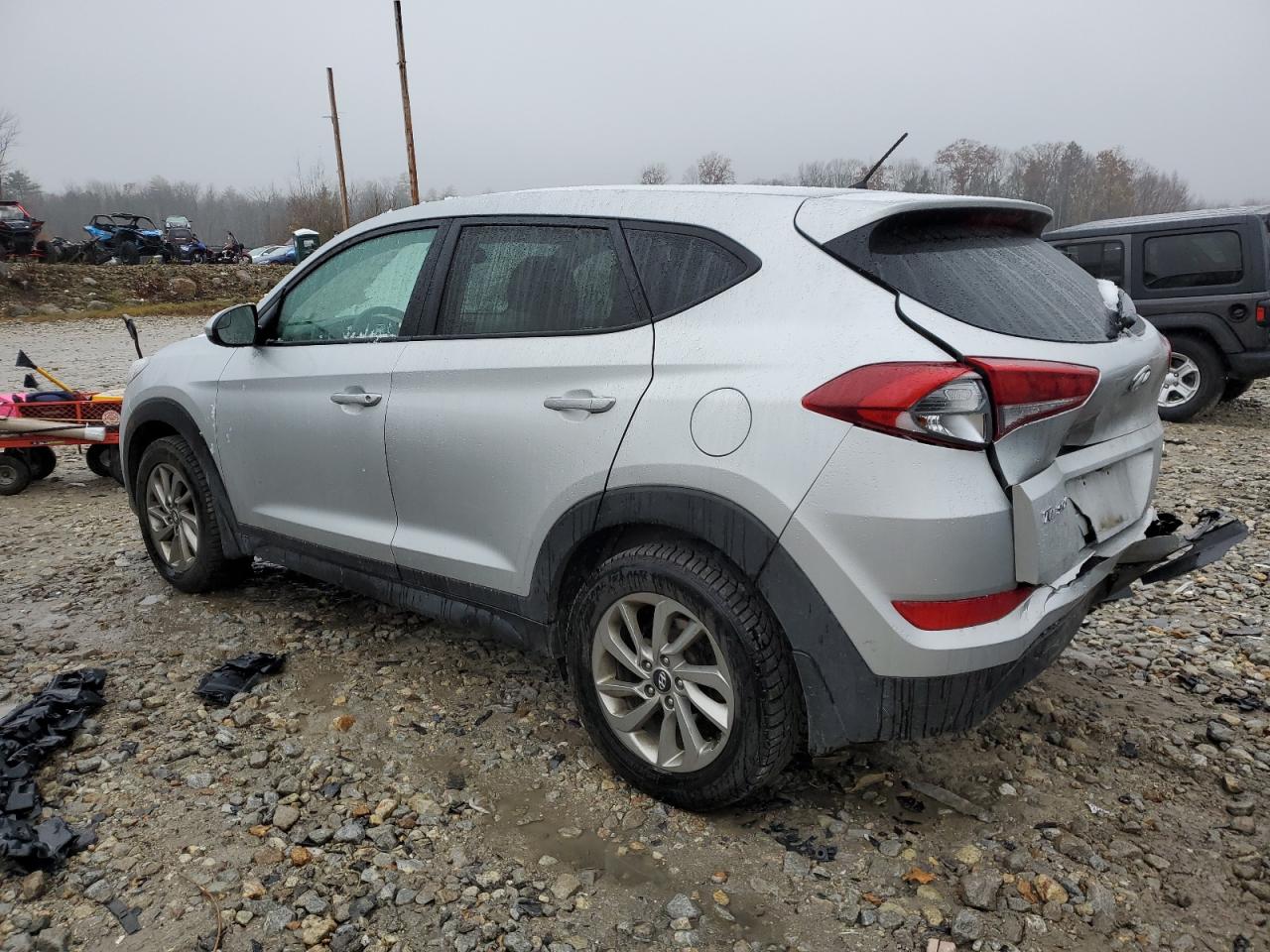 Image 2 of 2018 HYUNDAI TUCSON SE 2018 with VIN KM8J2CA49JU818091