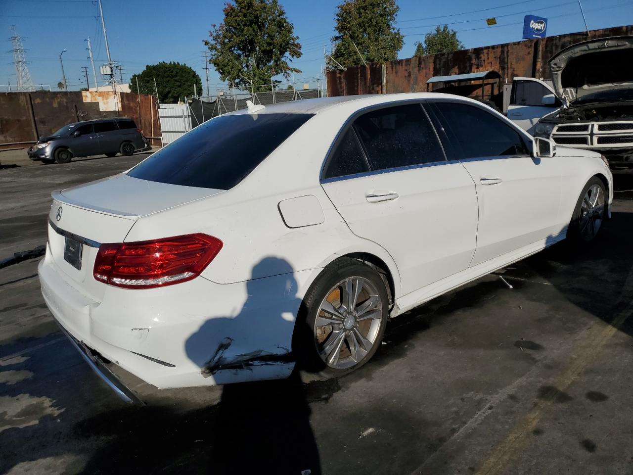 Изображение 3 2014 MERCEDES-BENZ E 350 2014 с VIN WDDHF5KB8EA813042