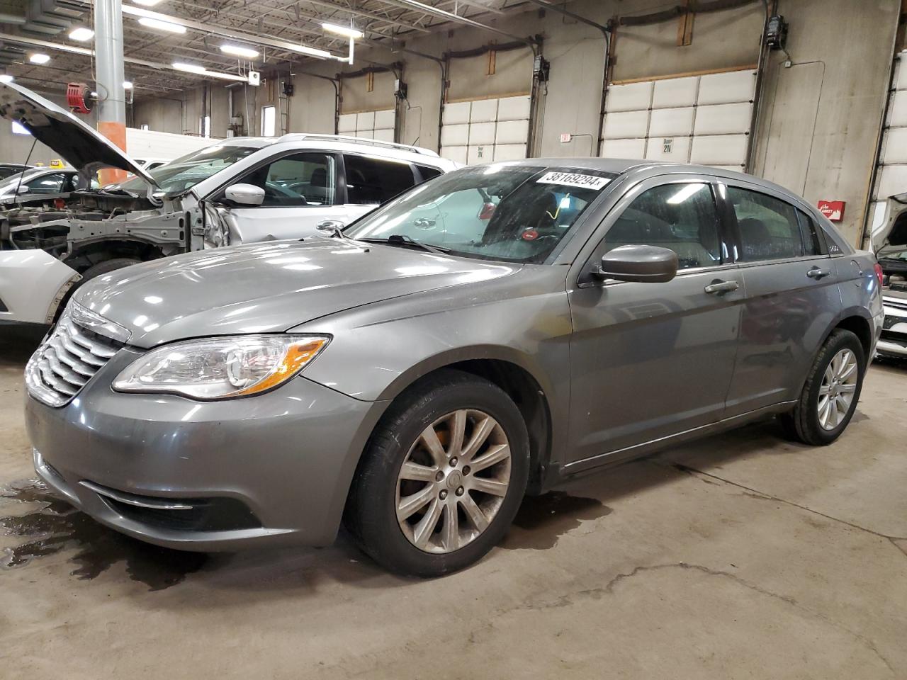 Obraz 1 z 2013 CHRYSLER 200 TOURING 2013 z VIN 1C3CCBBB7DN546225
