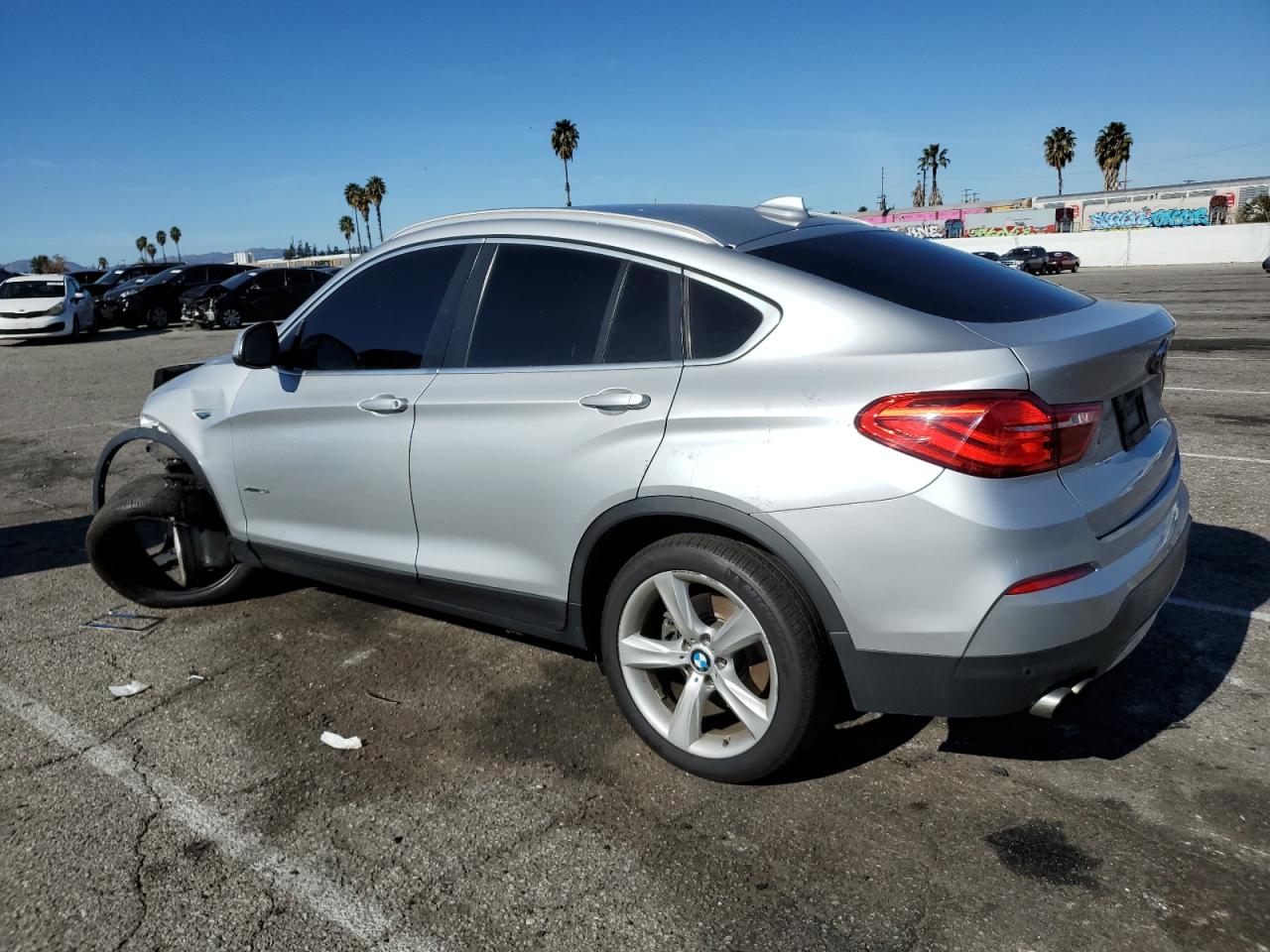 Изображение 2 2015 BMW X4 XDRIVE28I 2015 с VIN 5UXXW3C51F0M88484