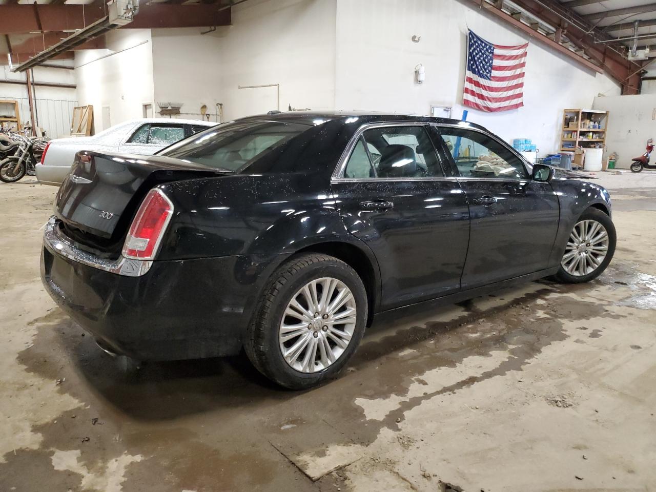 Obraz 3 z 2013 CHRYSLER 300  2013 z VIN 2C3CCARG7DH505422