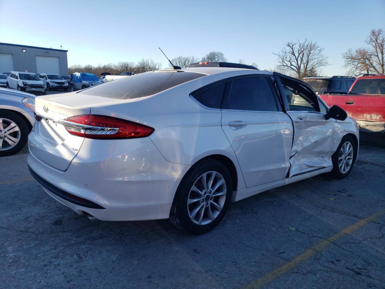 Изображение 3 2017 FORD FUSION SE 2017 с VIN 3FA6P0H7XHR104889
