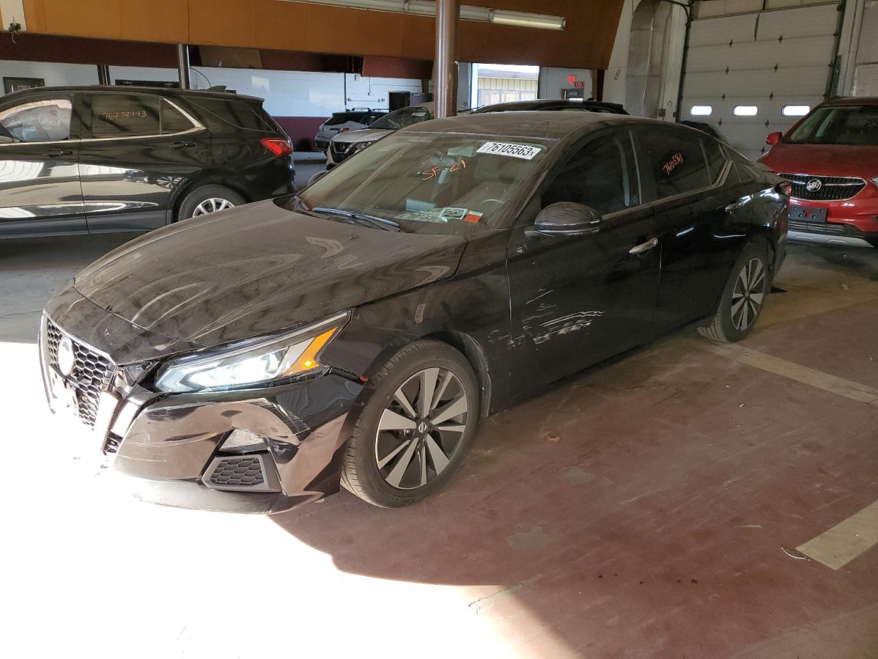 Изображение 1 2021 NISSAN ALTIMA SV 2021 с VIN 1N4BL4DV0MN303825