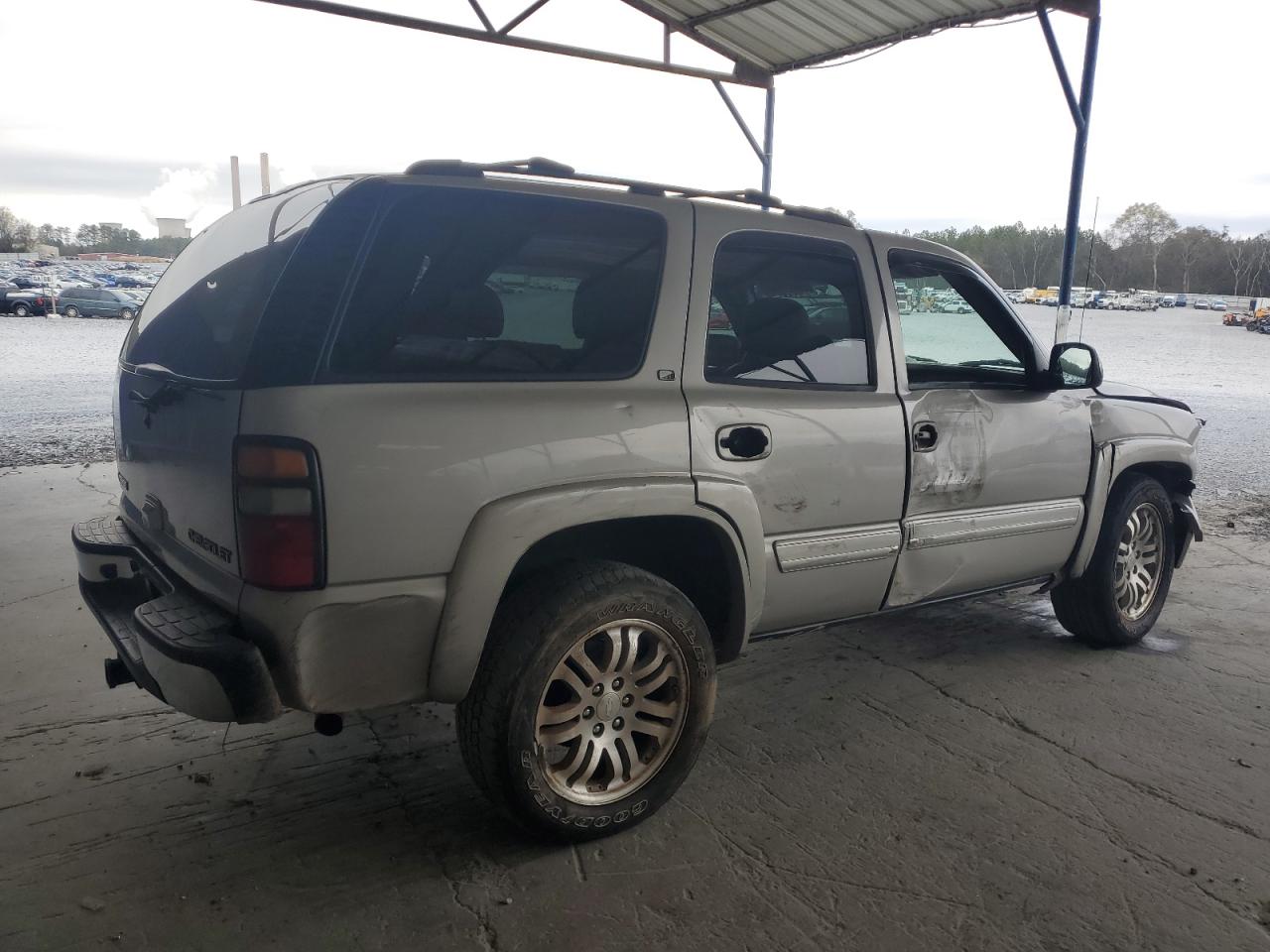 Image 3 of 2005 CHEVROLET TAHOE K1500 2005 with VIN 1GNEK13T35R157379