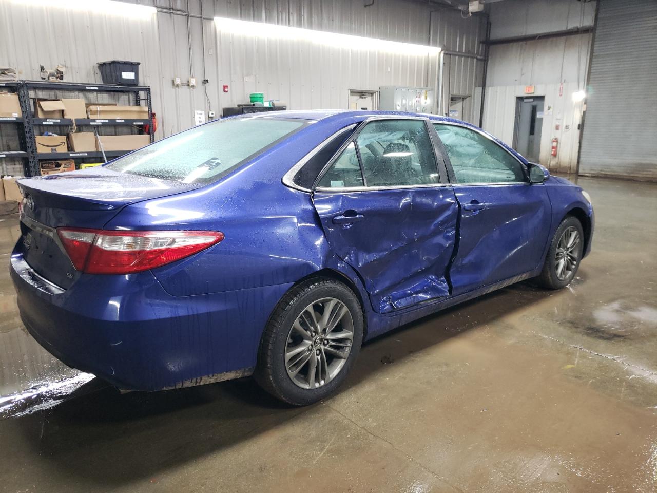 Image 3 of 2015 TOYOTA CAMRY LE 2015 with VIN 4T1BF1FK1FU878877