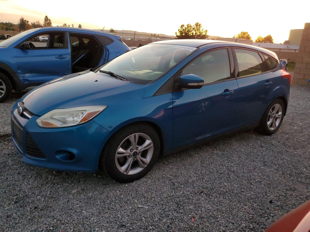 Изображение 1 2014 FORD FOCUS SE 2014 с VIN 1FADP3K2XEL111020