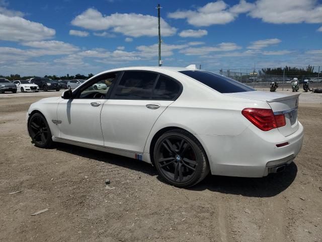Изображение 2 2010 BMW 750 I 2010 с VIN WBAKA8C55ACY35648